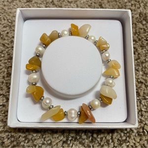Natural Freshwater Pearls bracelet mix with Stone Nuggets Gemstone